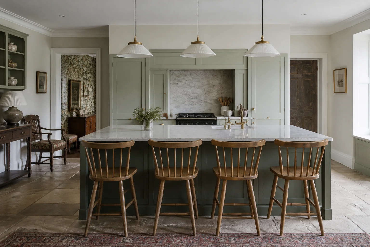 A English Country kitchen island remodel
